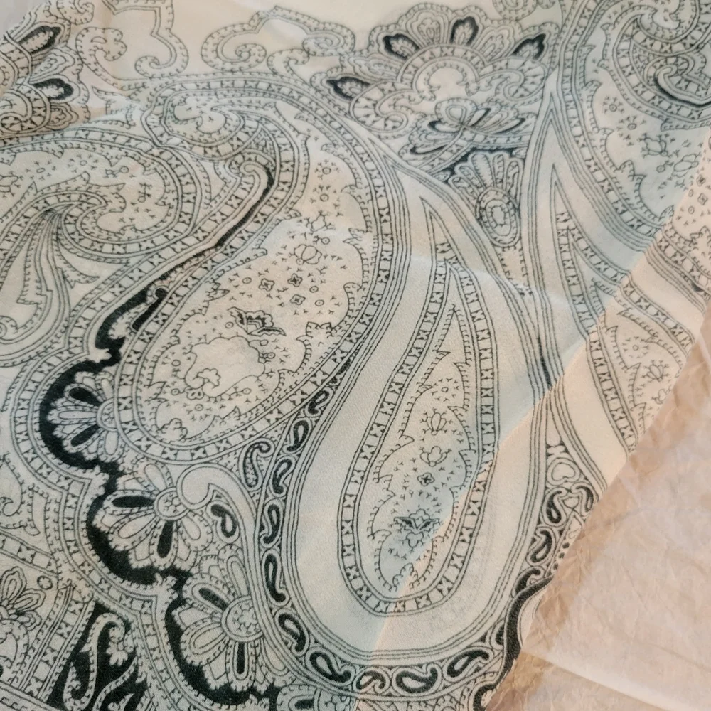 Vintage Scarf ~ Black & Cream Tone Paisley ~ Retro ~ Blemishes FINAL PRICE